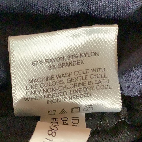 Express Size 10L Curvy Boot Mid Rise Dark Blue Dress Pants. Preloved - Picture 6 of 8